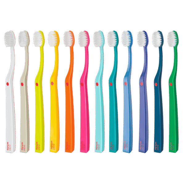 edel+white Ultrasoft Flosserbrush SWISS in PET box – Leicht, flexibel und mit ultrasanften, konischen Borsten. Abbildung Zahbürste in verschiedenen Farben.