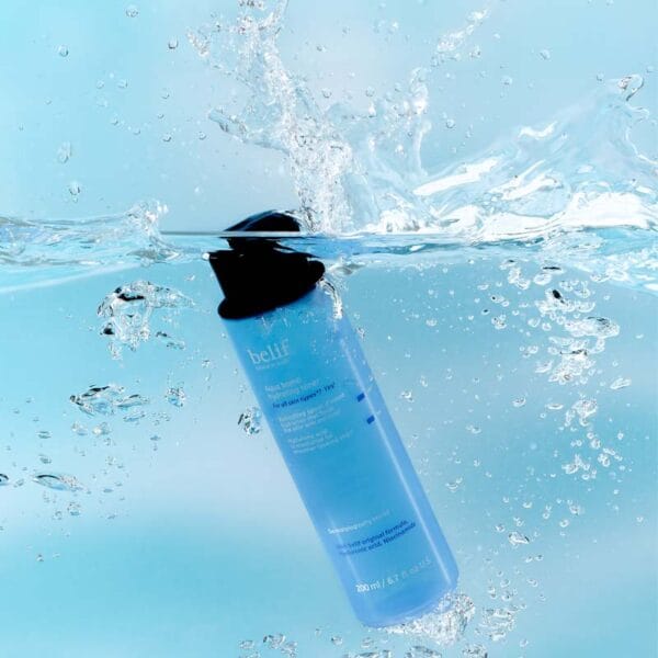 belif Aqua Bomb Hydrating Toner 200ml - Moisturizing facial toner with hyaluronic acid & niacinamide. Image image, toner in water, splash. 