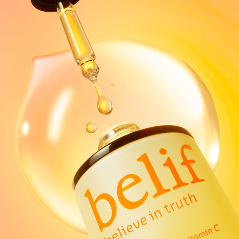 belif Brightening Serum 30ml - Sérum à la vitamine C & niacinamide pour une peau éclatante et uniforme. Photo produit Pipette avec drop.