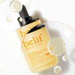 belif Brightening Serum 30ml - Sérum à la vitamine C & à la niacinamide pour une peau éclatante et uniforme. Photo produit Drops