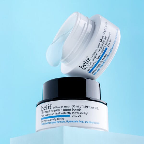 belif Aqua Bomb Hydrating Gel-Cream 50ml Imagebild blau – Ultraleichte, ölfreie Feuchtigkeitscreme mit Hyaluronsäure & Niacinamid für sofortige Hydration